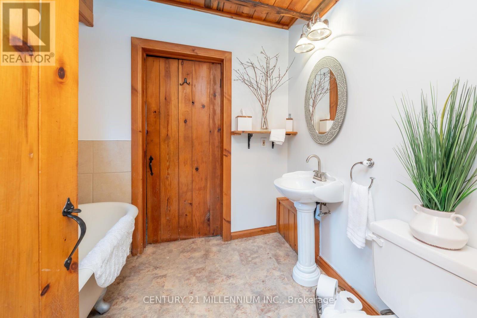 20909 Shaws Creek Road Property Photo 9