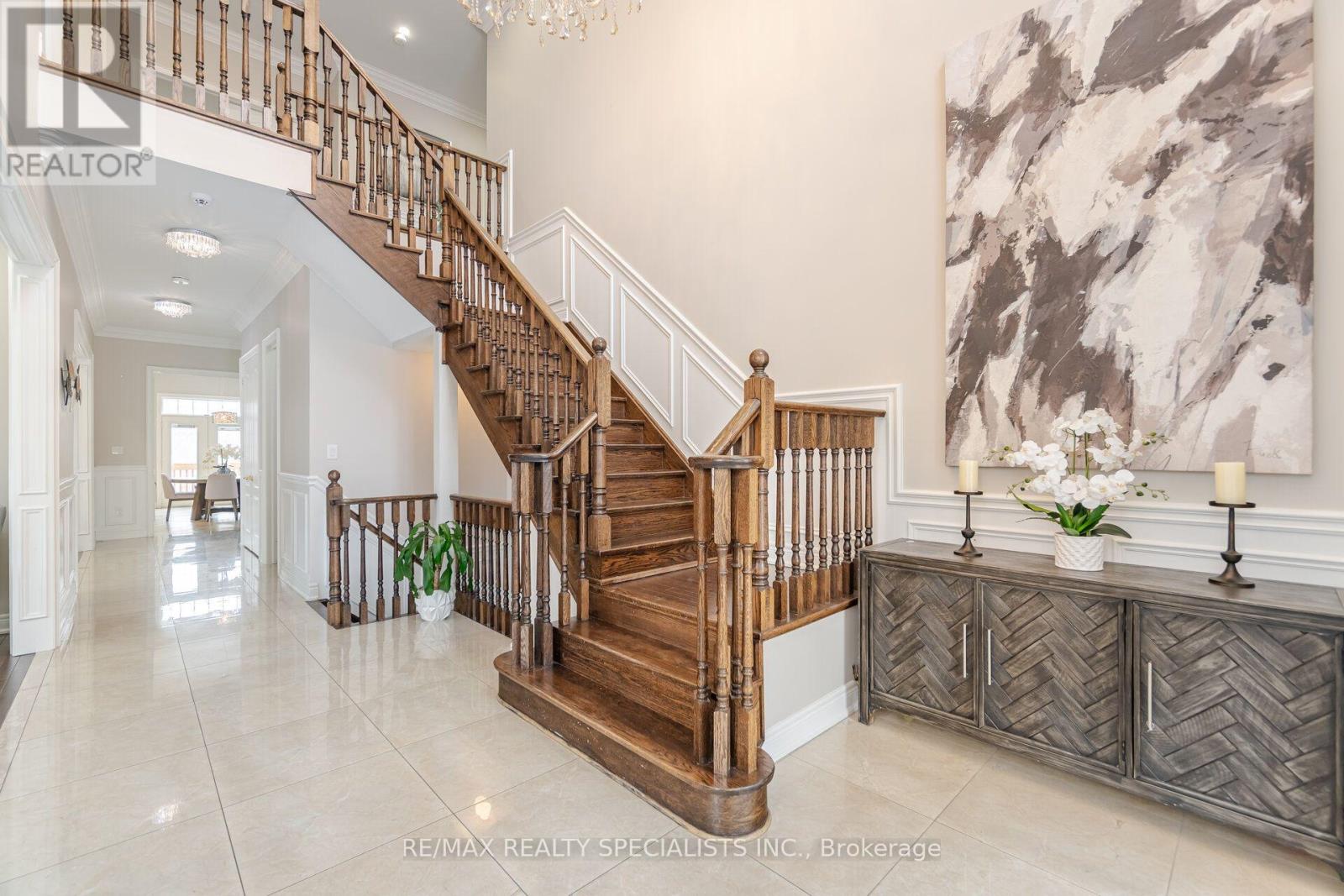 54 Berkwood Hollow Court Property Photo 5