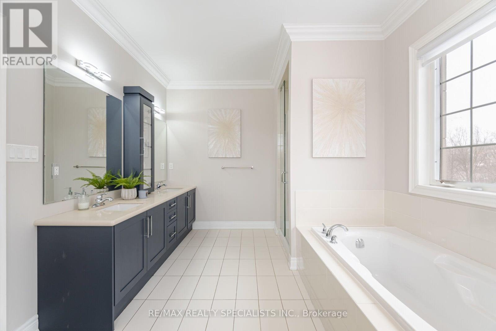 54 Berkwood Hollow Court Property Photo 26