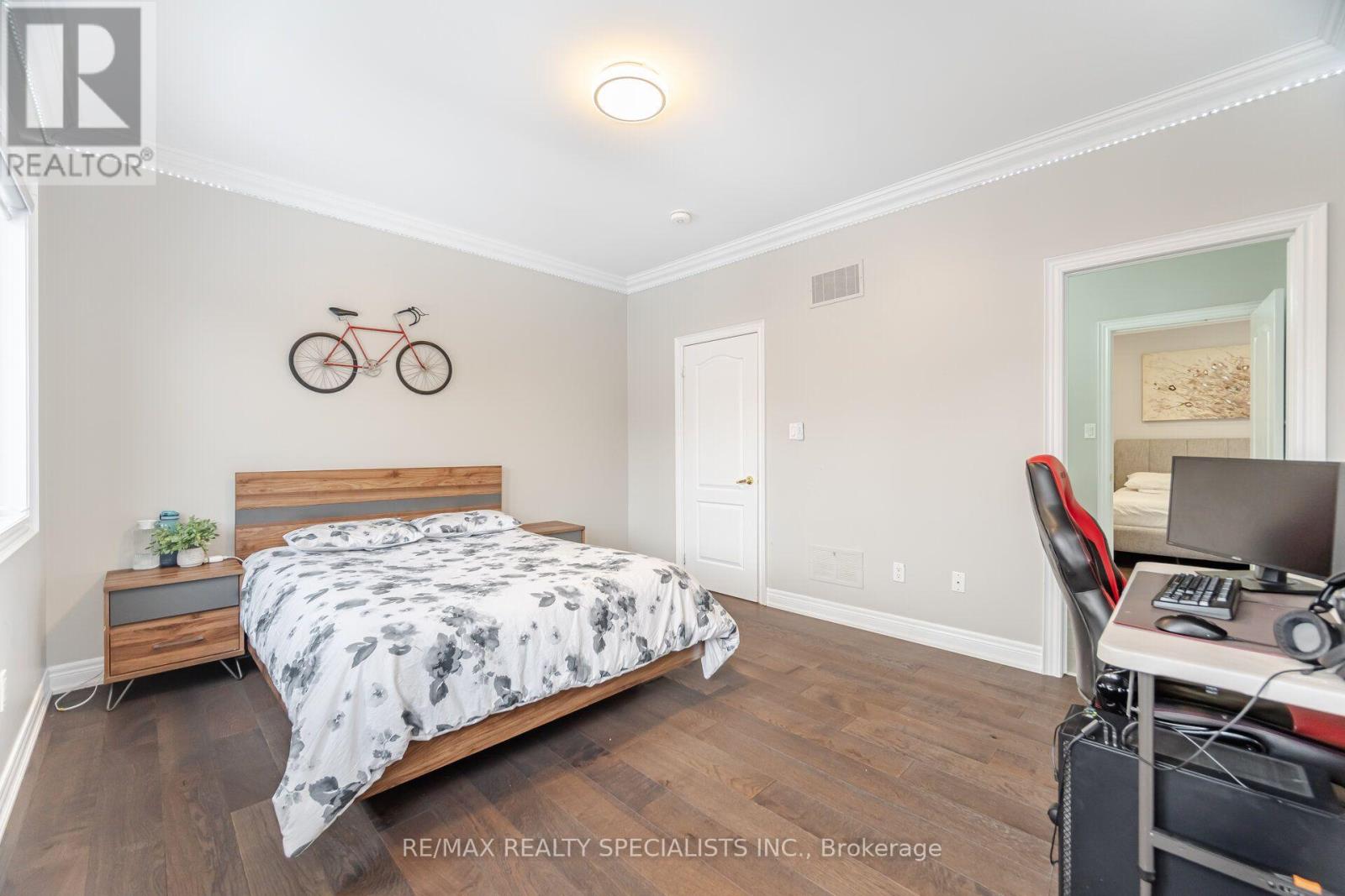 54 Berkwood Hollow Court Property Photo 29