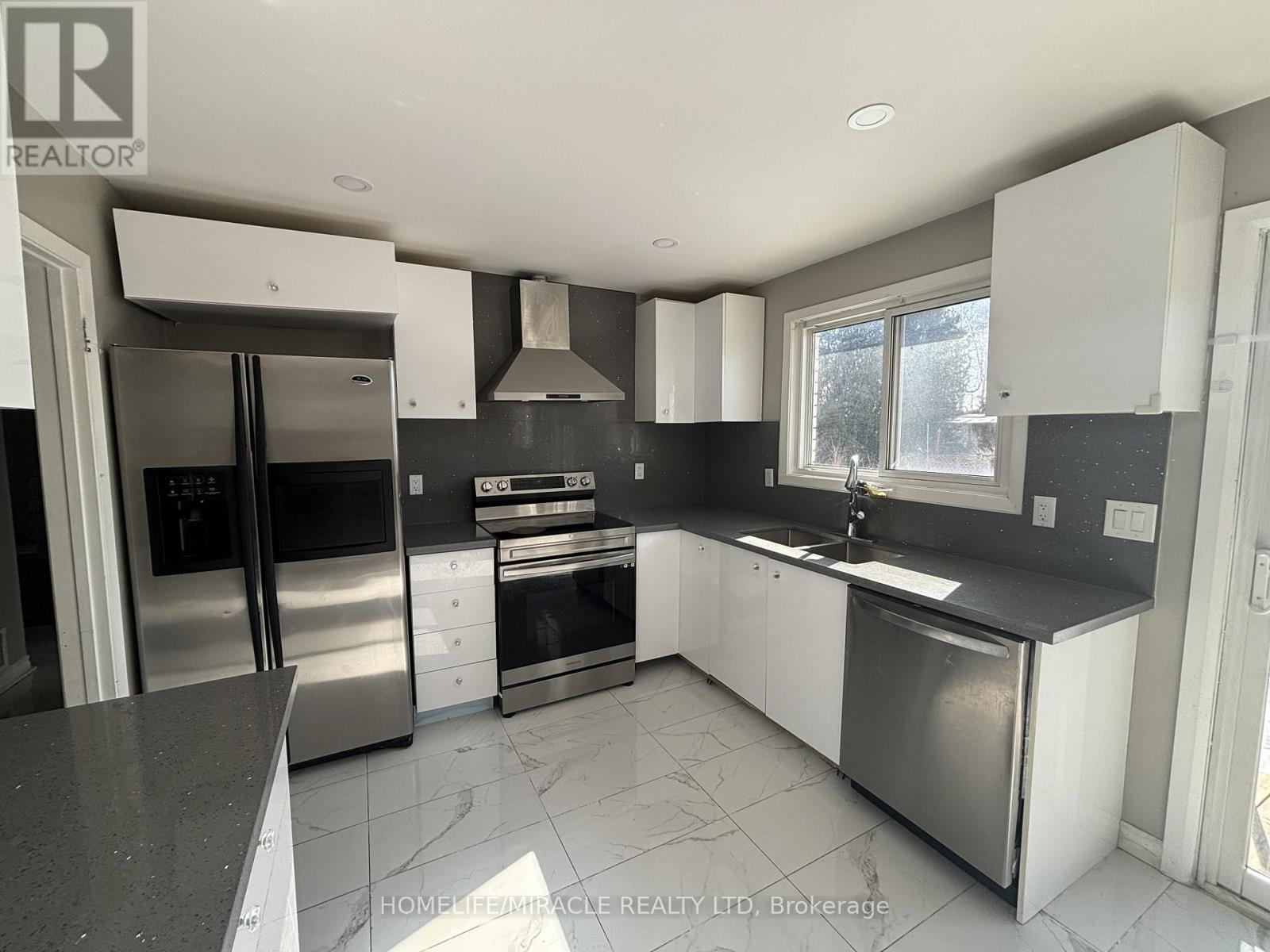 Main - 219 Mcmurchy Avenue Property Photo 8