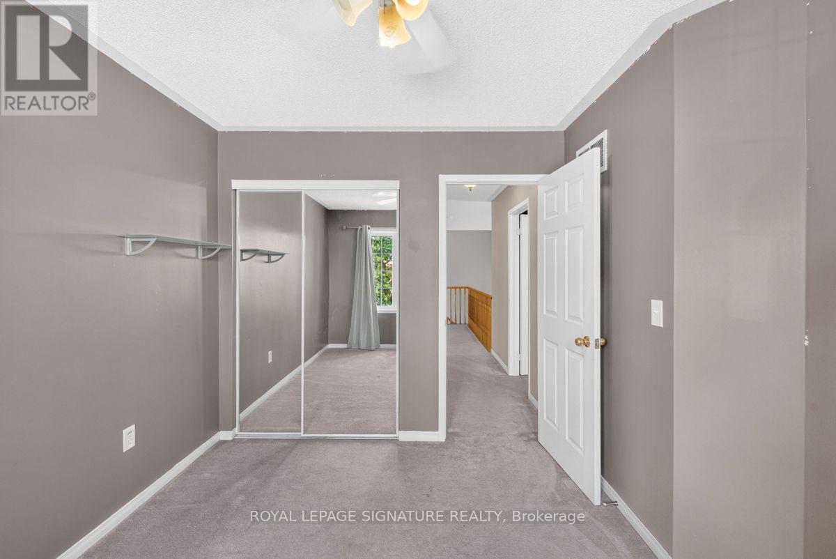 19 Mossgrove Crescent Property Photo 29