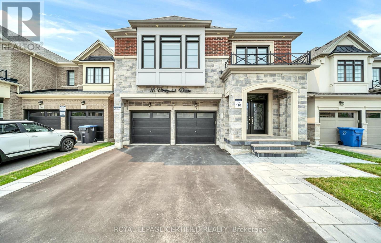 18 Vineyard Drive Property Photo 2