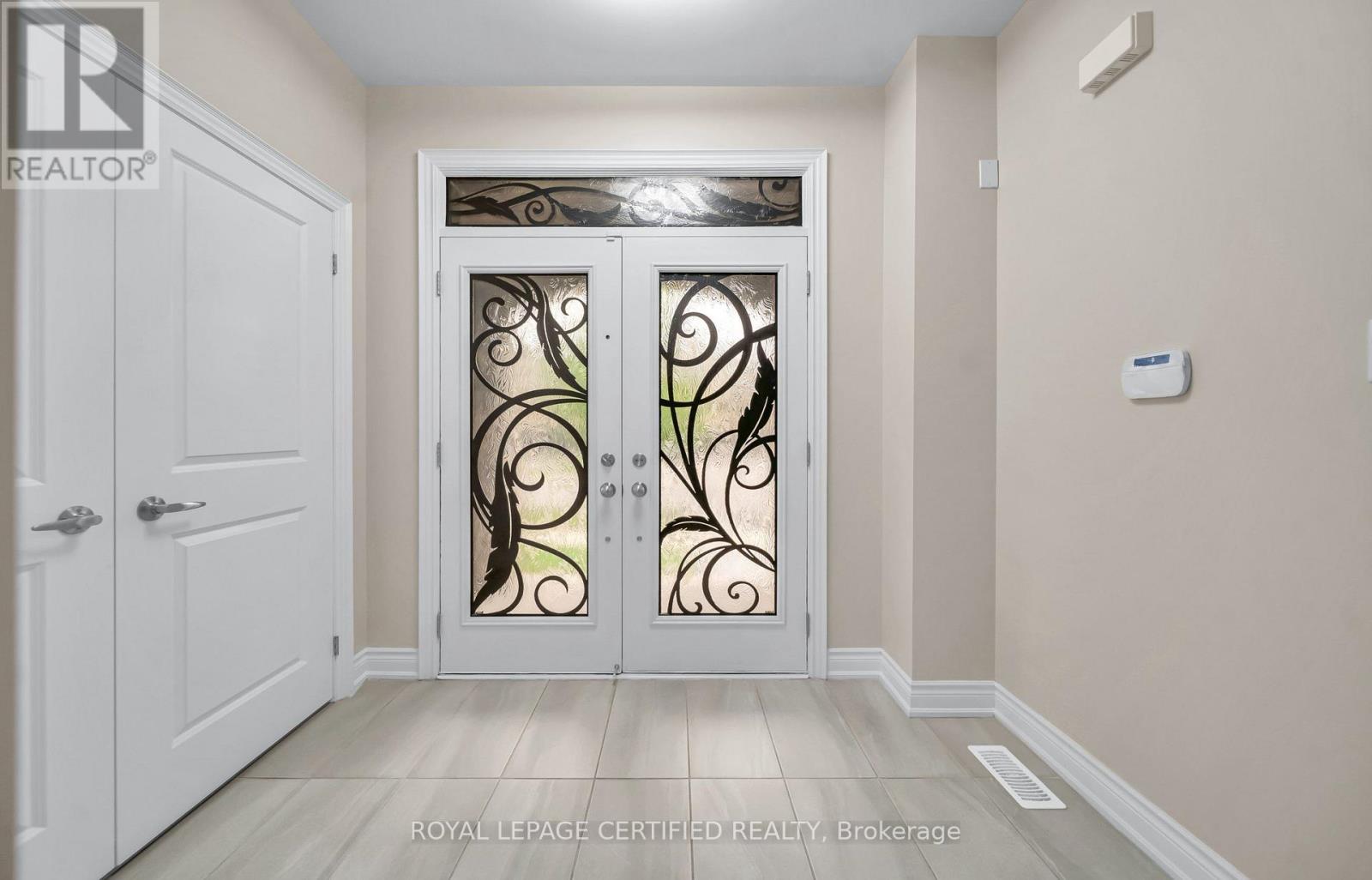 18 Vineyard Drive Property Photo 4