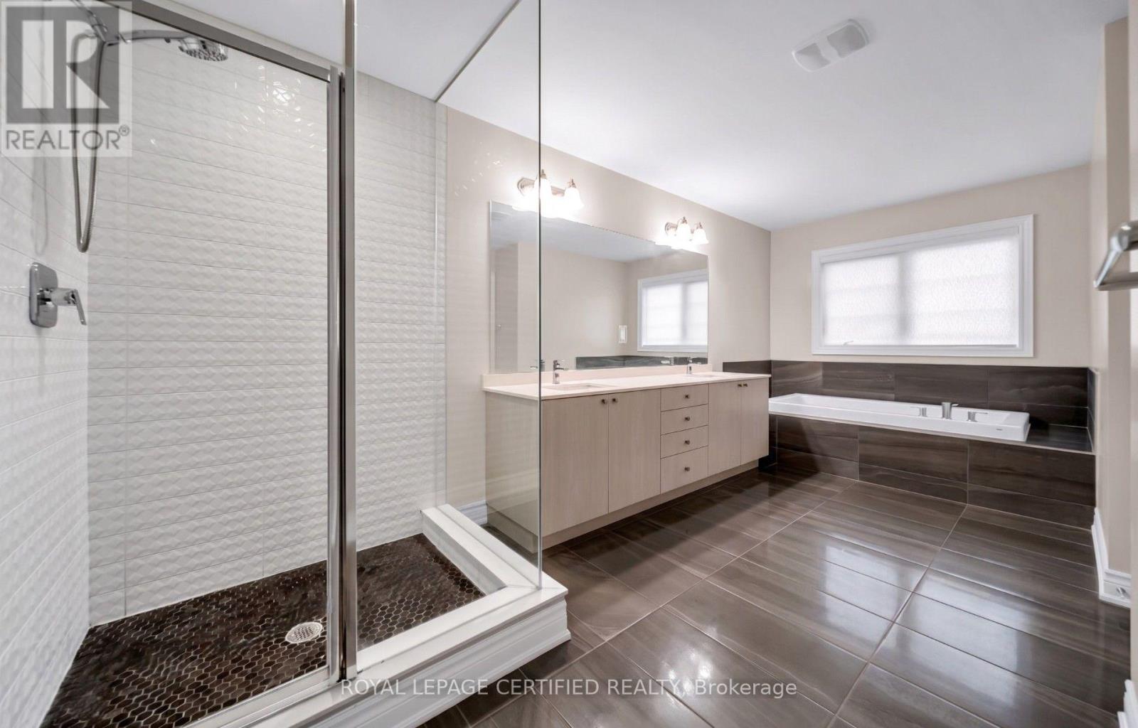 18 Vineyard Drive Property Photo 25