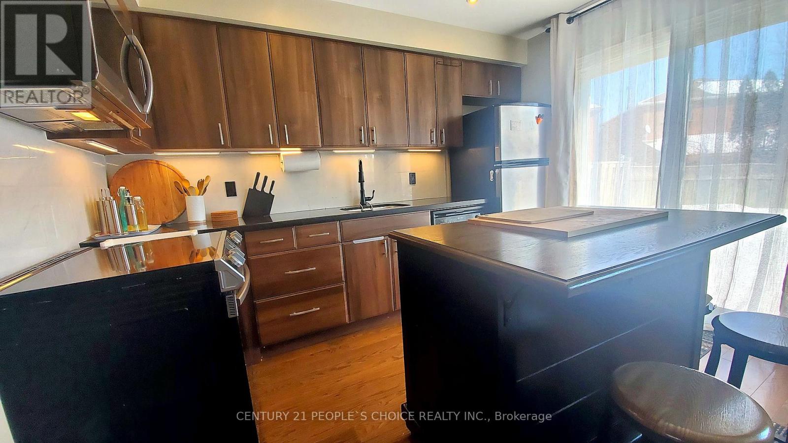 3309 Bobwhite Mews Property Photo 5