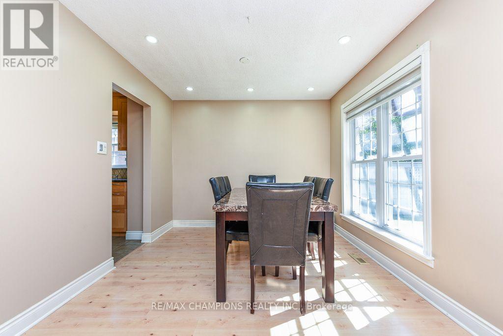 163 Simmons Boulevard Property Photo 8
