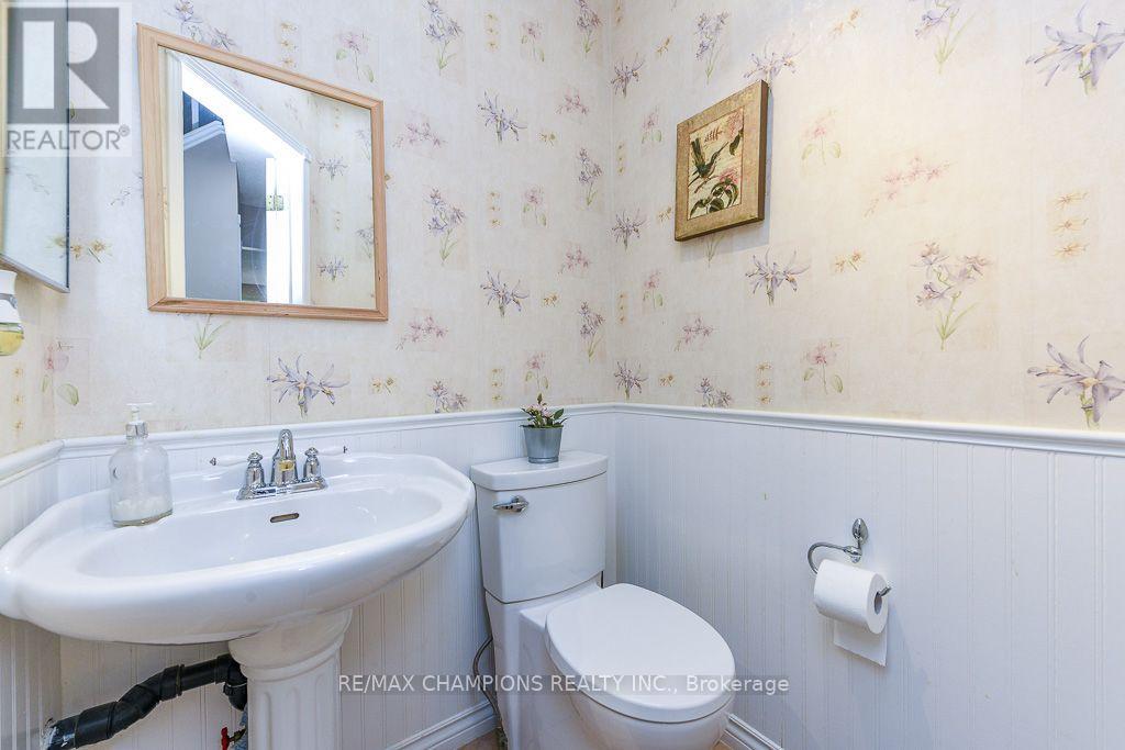 163 Simmons Boulevard Property Photo 15
