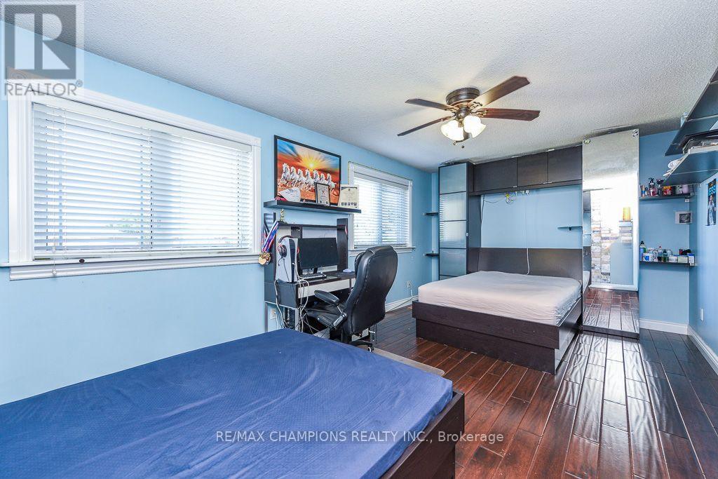 163 Simmons Boulevard Property Photo 17