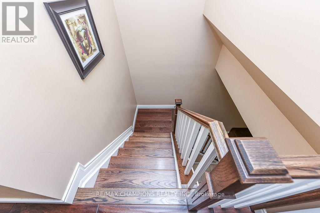 163 Simmons Boulevard Property Photo 20