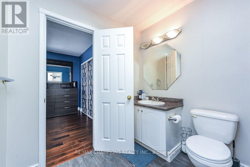 163 Simmons Boulevard Property Photo 27
