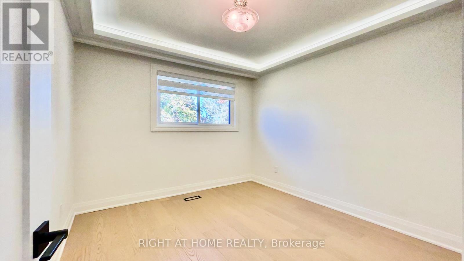 575 Eversley Drive Property Photo 22