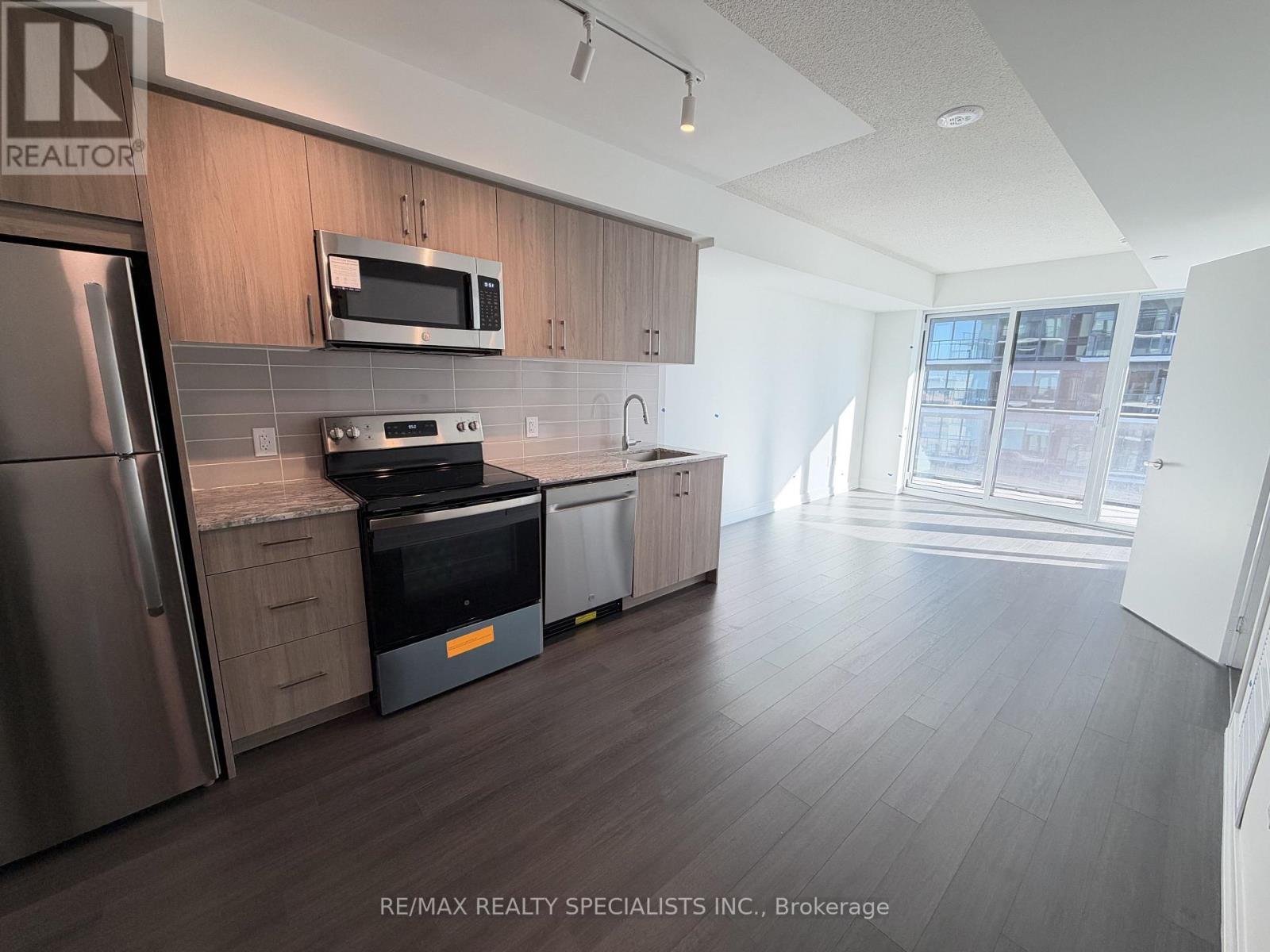 1206 - 4010 Eglinton Avenue W Property Photo 3