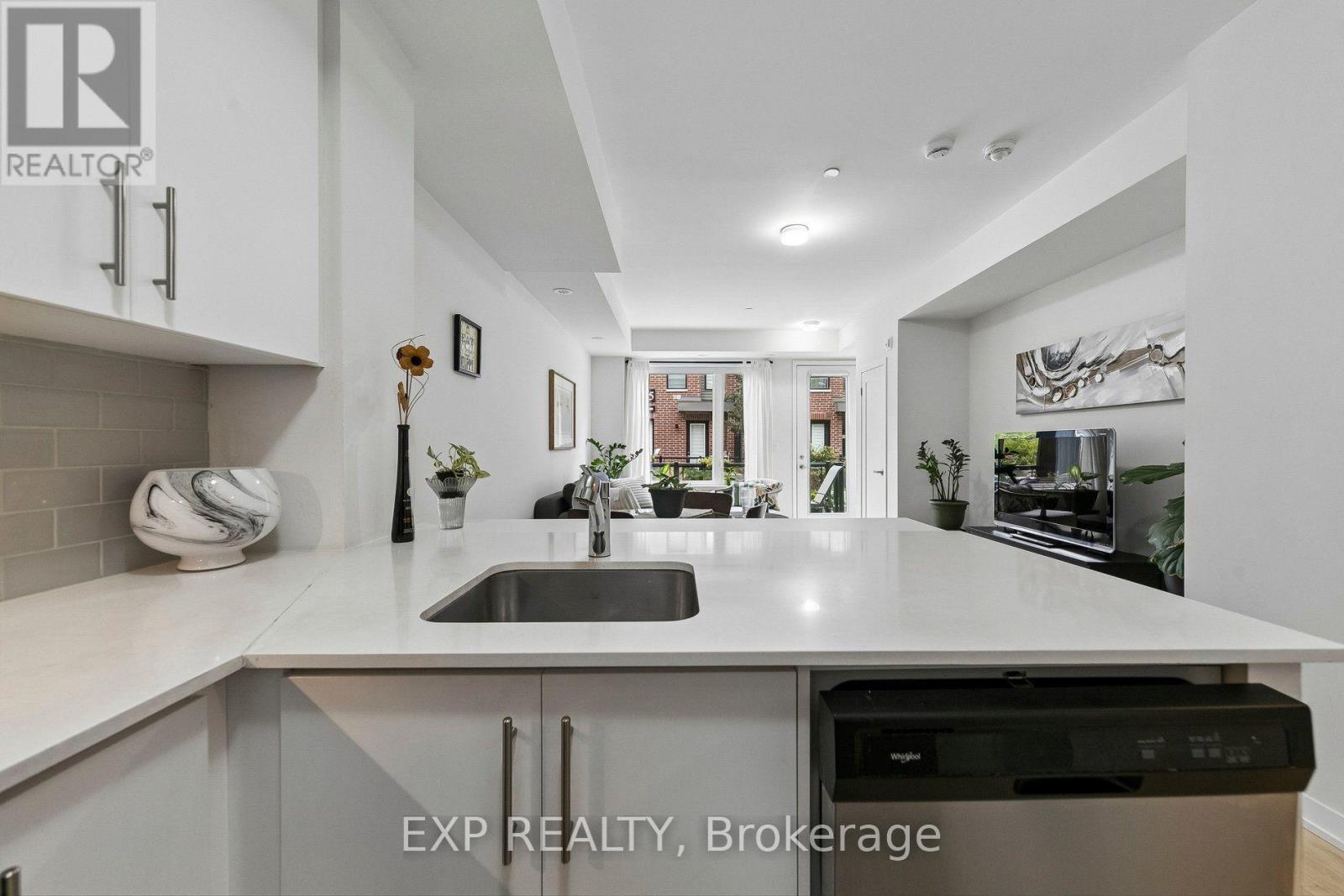 23 - 3409 Ridgeway Drive Property Photo 14