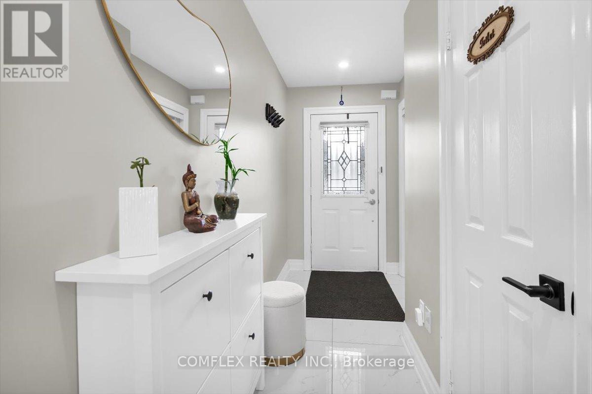 4417 Vallence Drive Property Photo 4