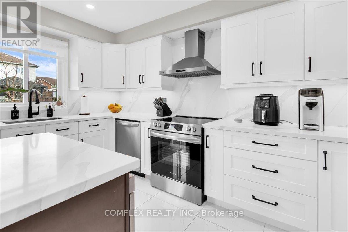 4417 Vallence Drive Property Photo 17