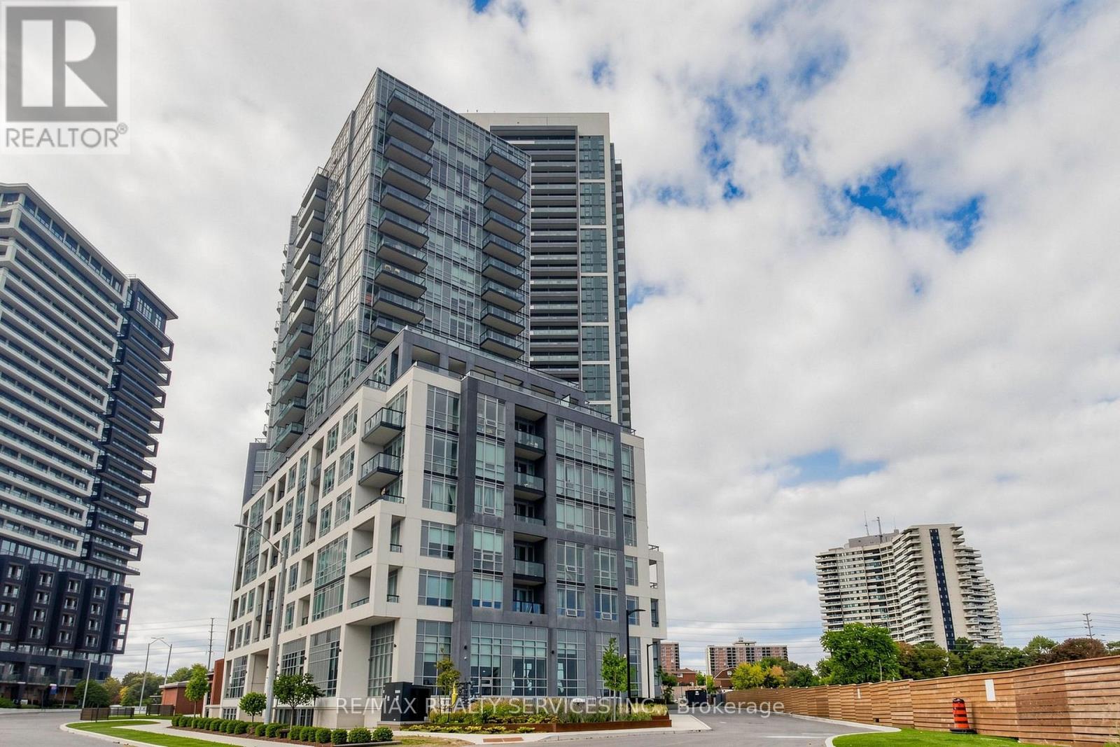 2904 - 209 STEELES AVENUE W Property Photo 1