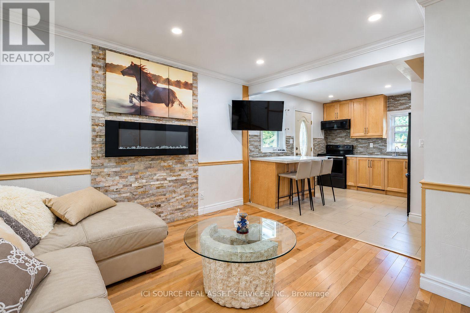 2014 Balsam Avenue Property Photo 2