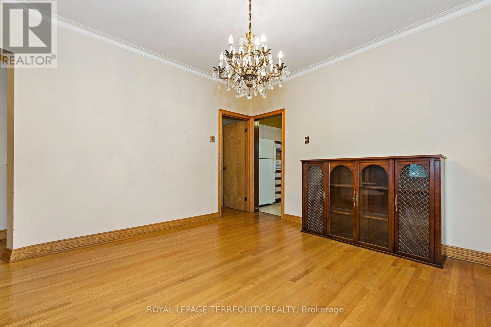 209 Caledonia Road Property Photo 7