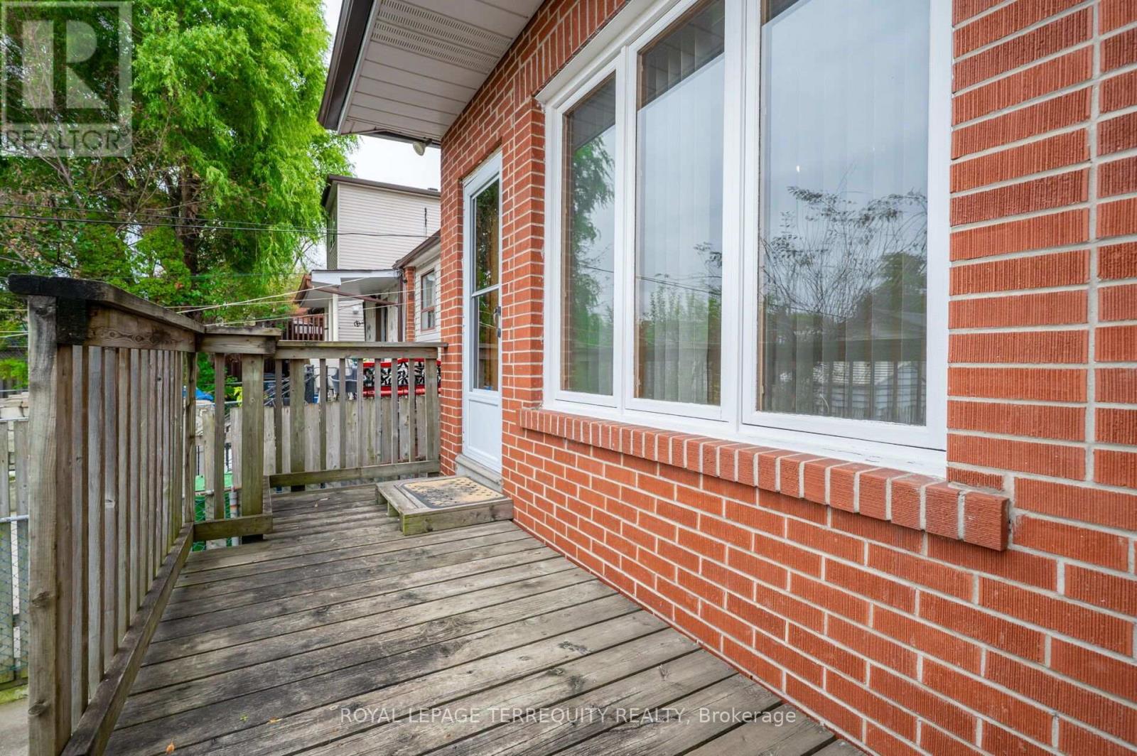 209 Caledonia Road Property Photo 27