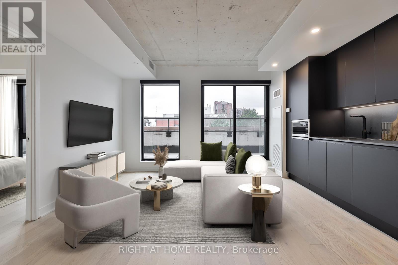 409 - 2720 Dundas Street W Property Photo 4