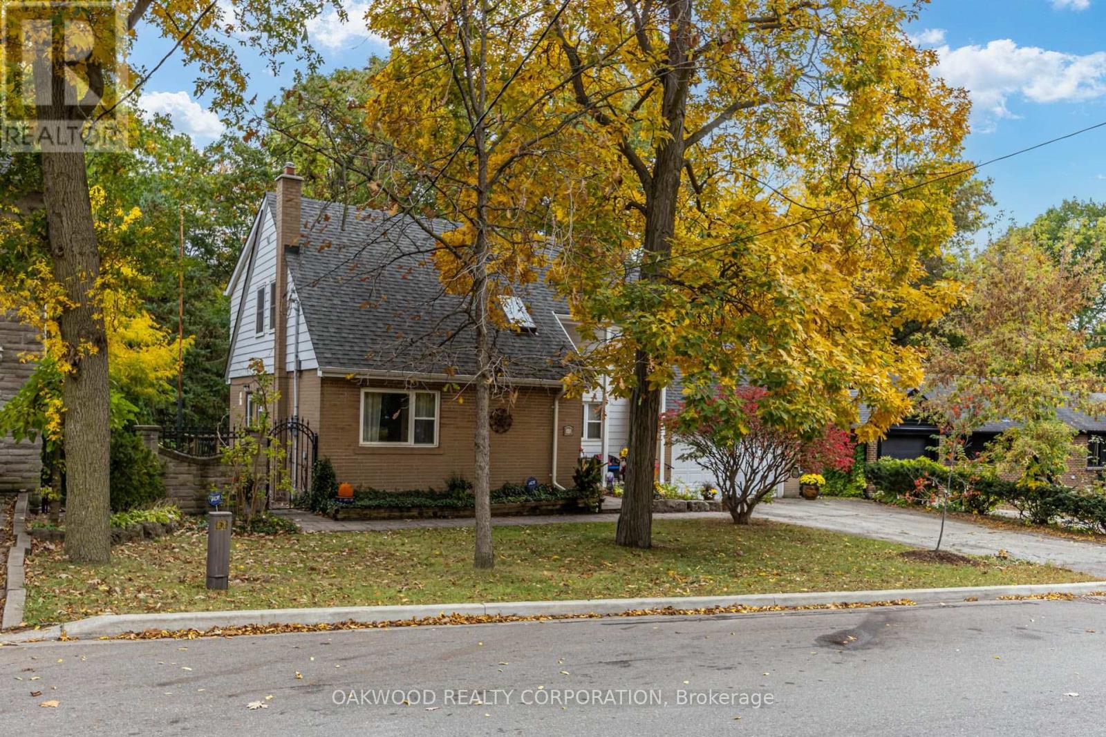 41 Greenbrook Drive Property Photo 3