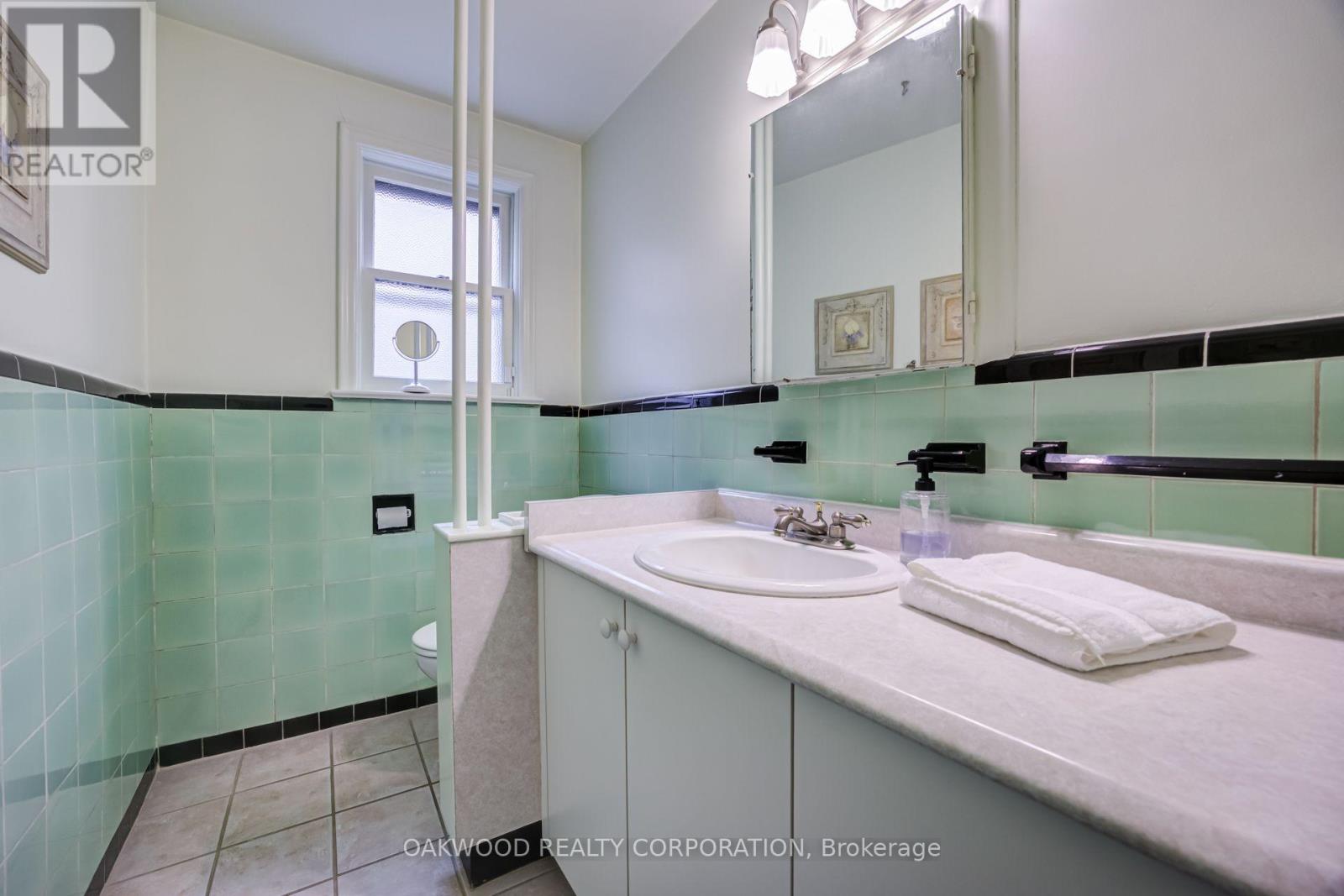 41 Greenbrook Drive Property Photo 13