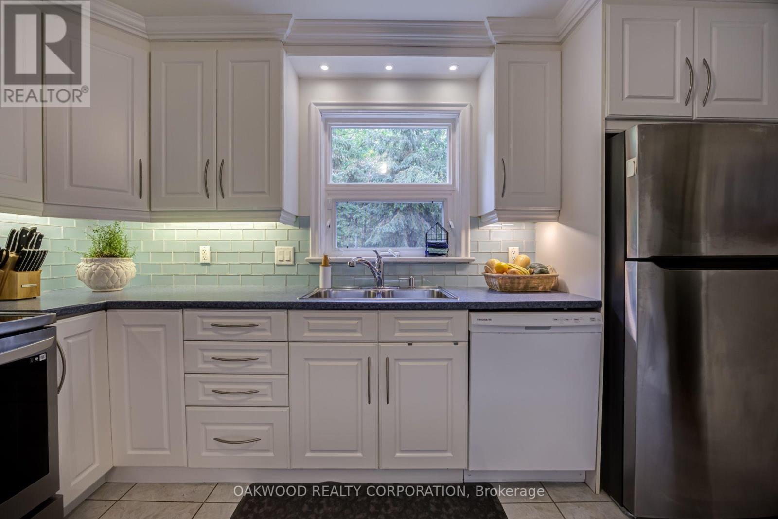 41 Greenbrook Drive Property Photo 17