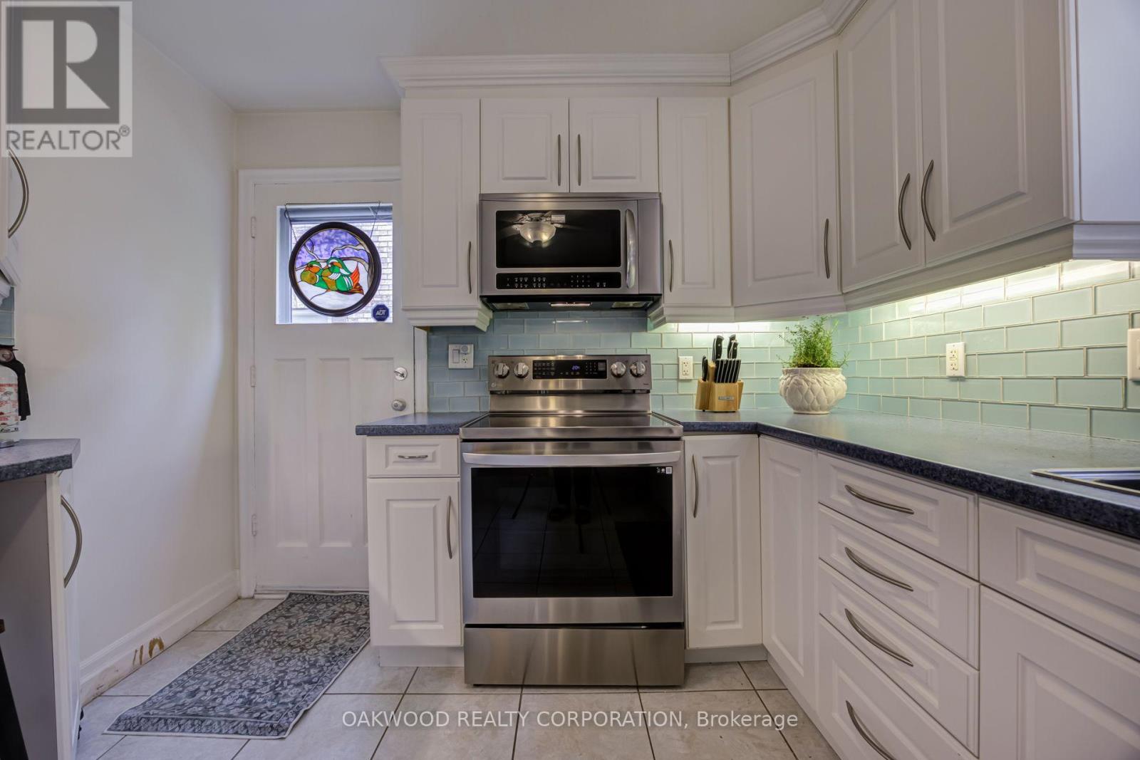 41 Greenbrook Drive Property Photo 18