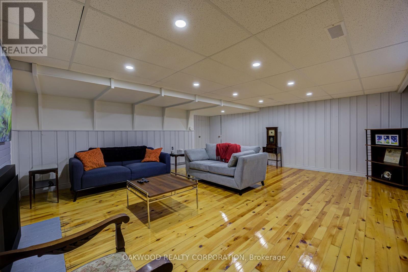 41 Greenbrook Drive Property Photo 46
