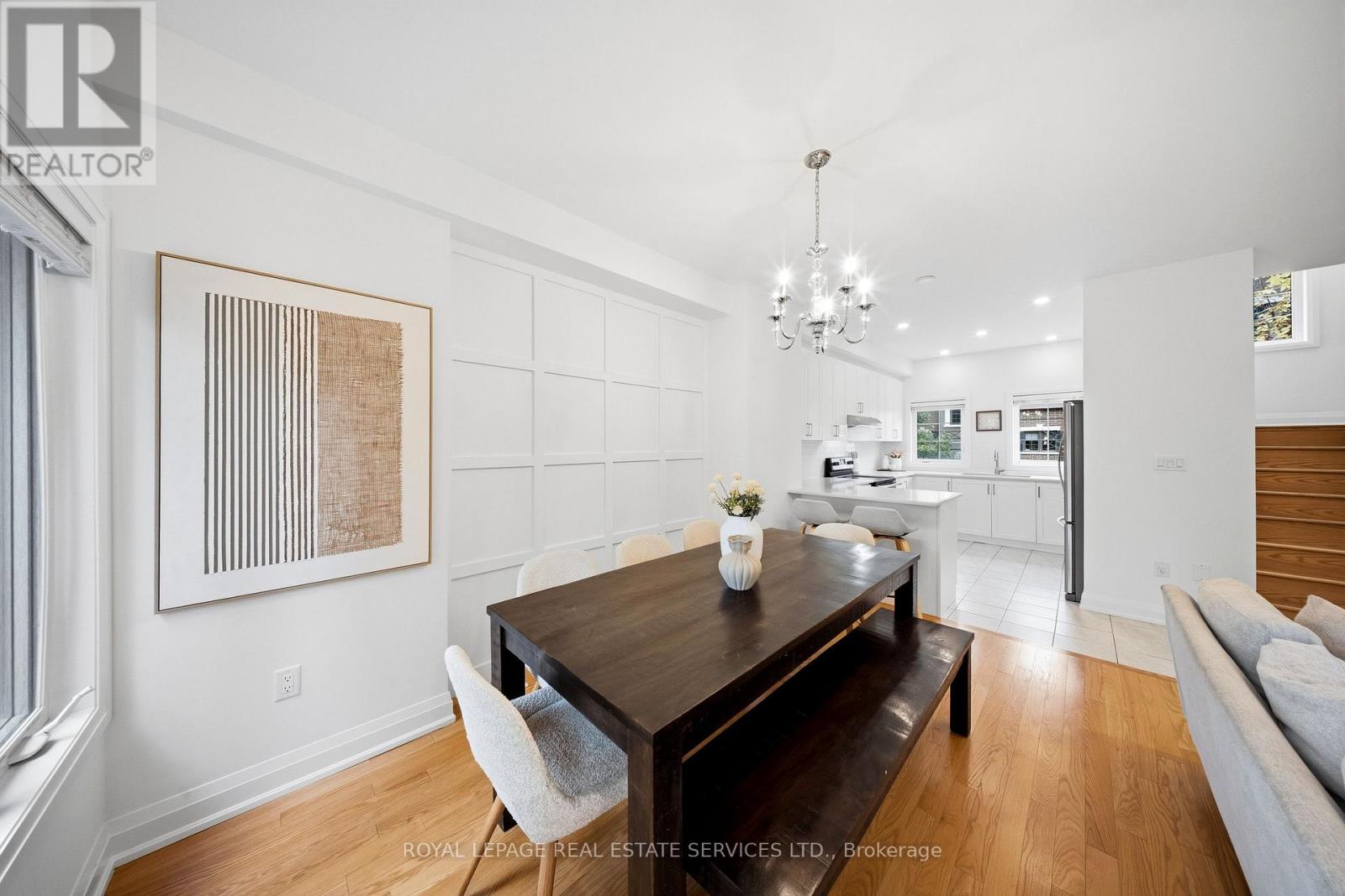 1233 Azinger Lane Property Photo 9