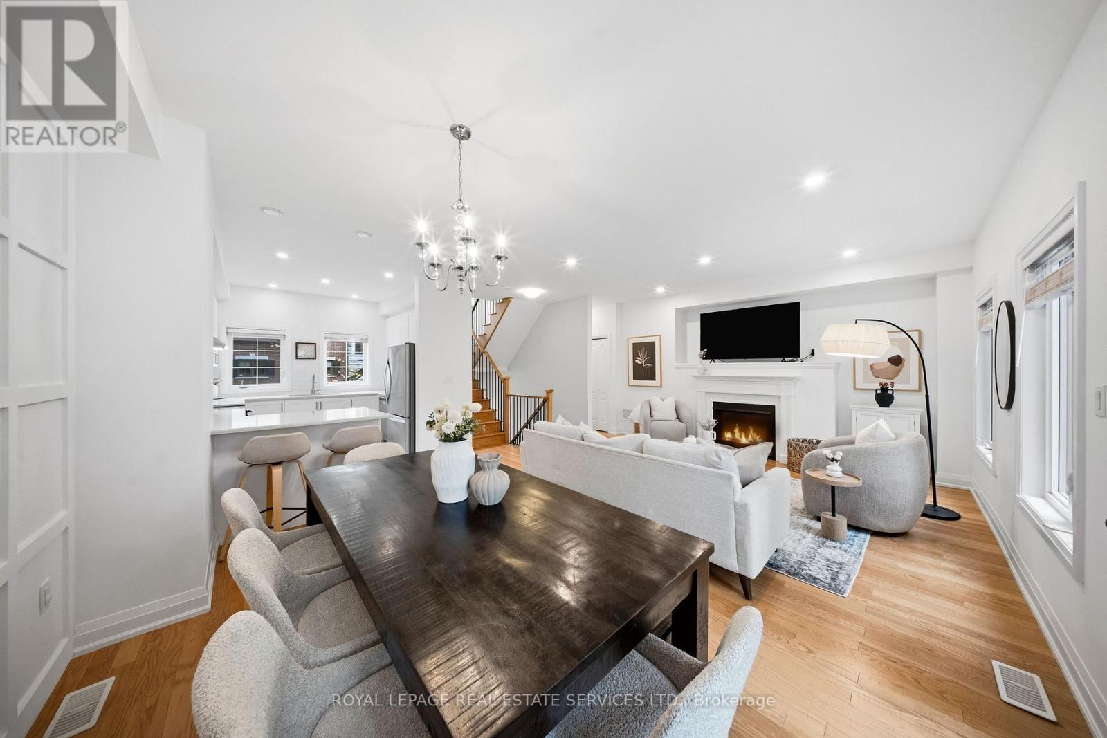 1233 Azinger Lane Property Photo 10