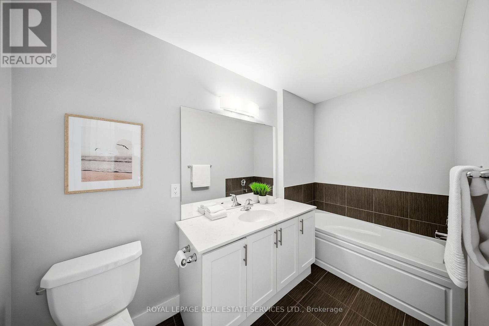 1233 Azinger Lane Property Photo 22