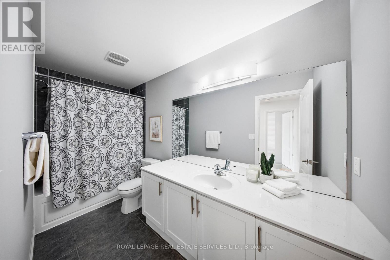 1233 Azinger Lane Property Photo 26