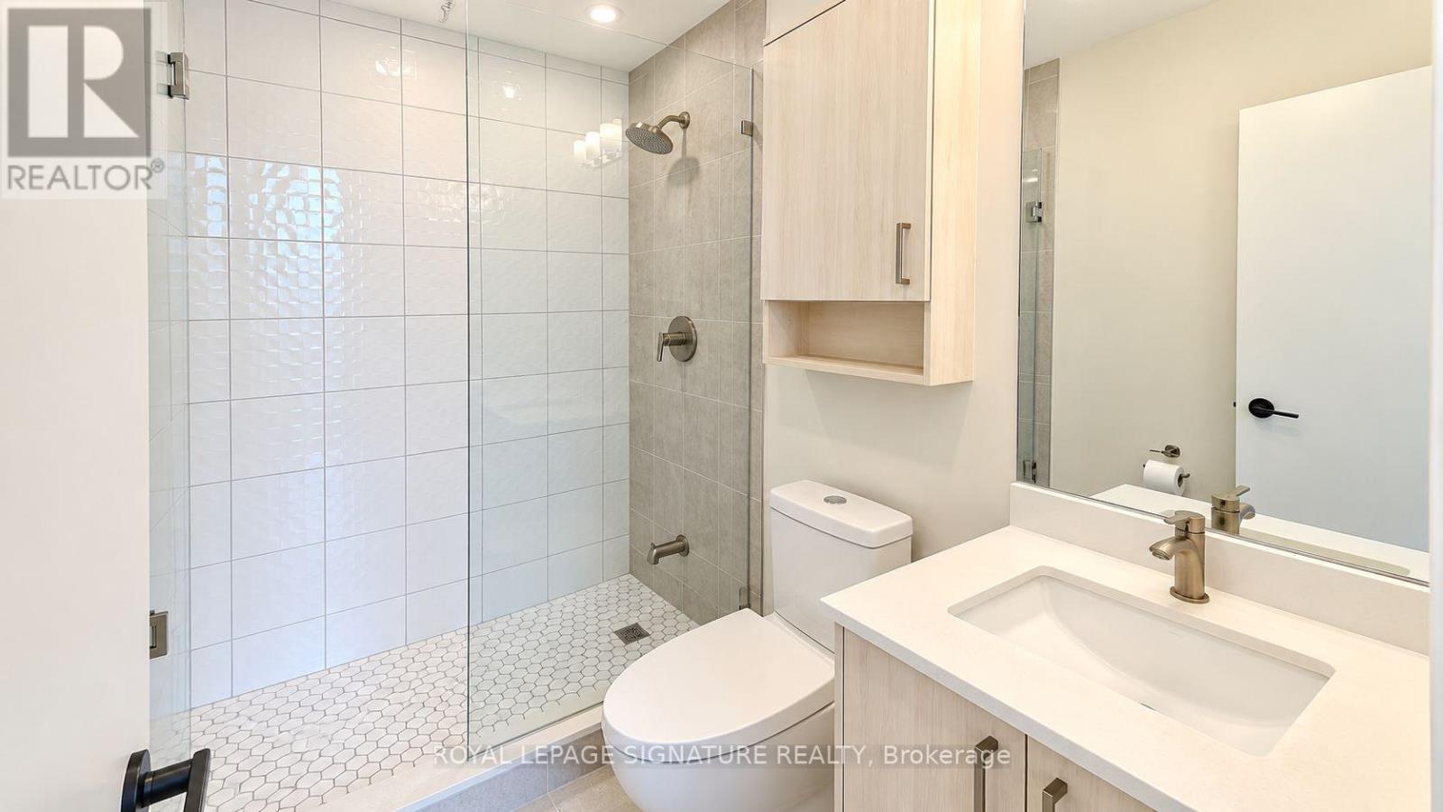 1007 - 8010 Derry Road Property Photo 17