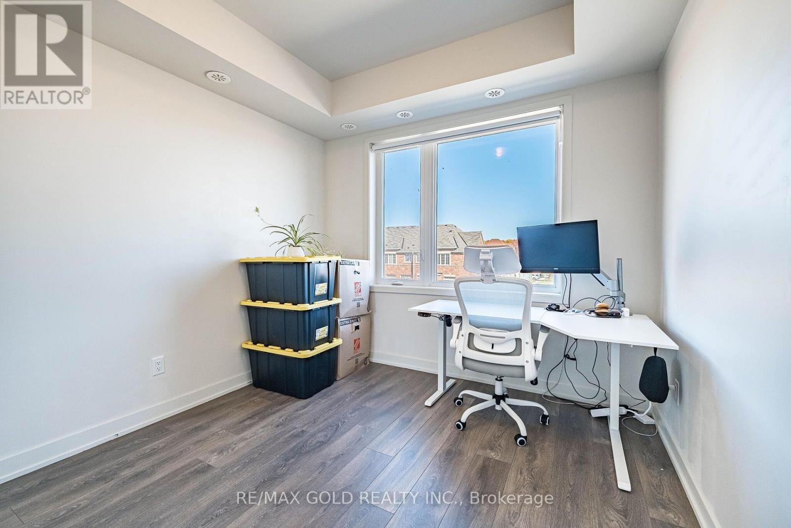 #314 - 62 Sky Harbour Drive Property Photo 21