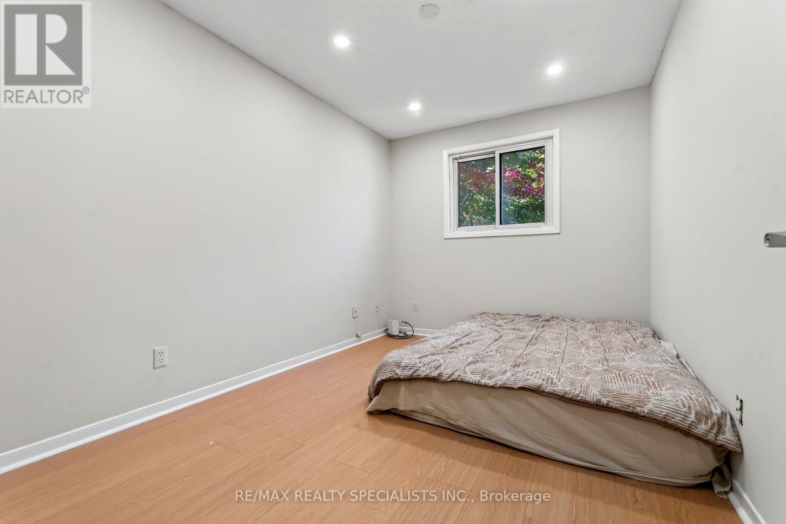 4134 Clevedon Drive Property Photo 22