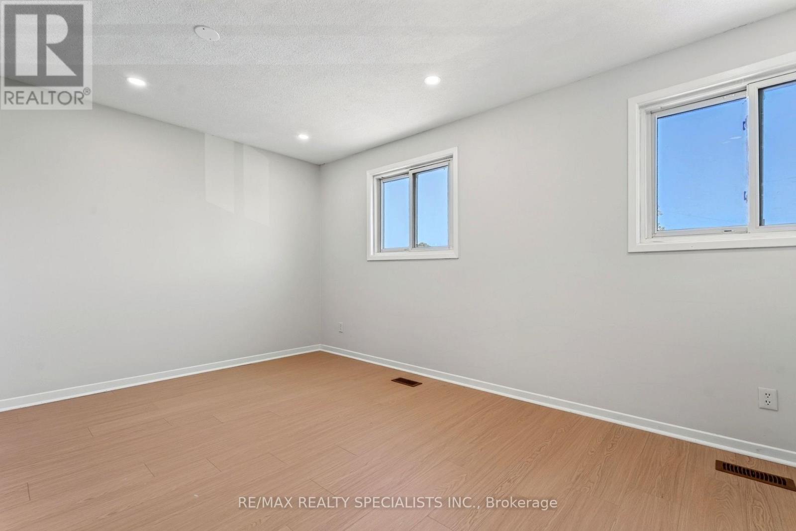 4134 Clevedon Drive Property Photo 29