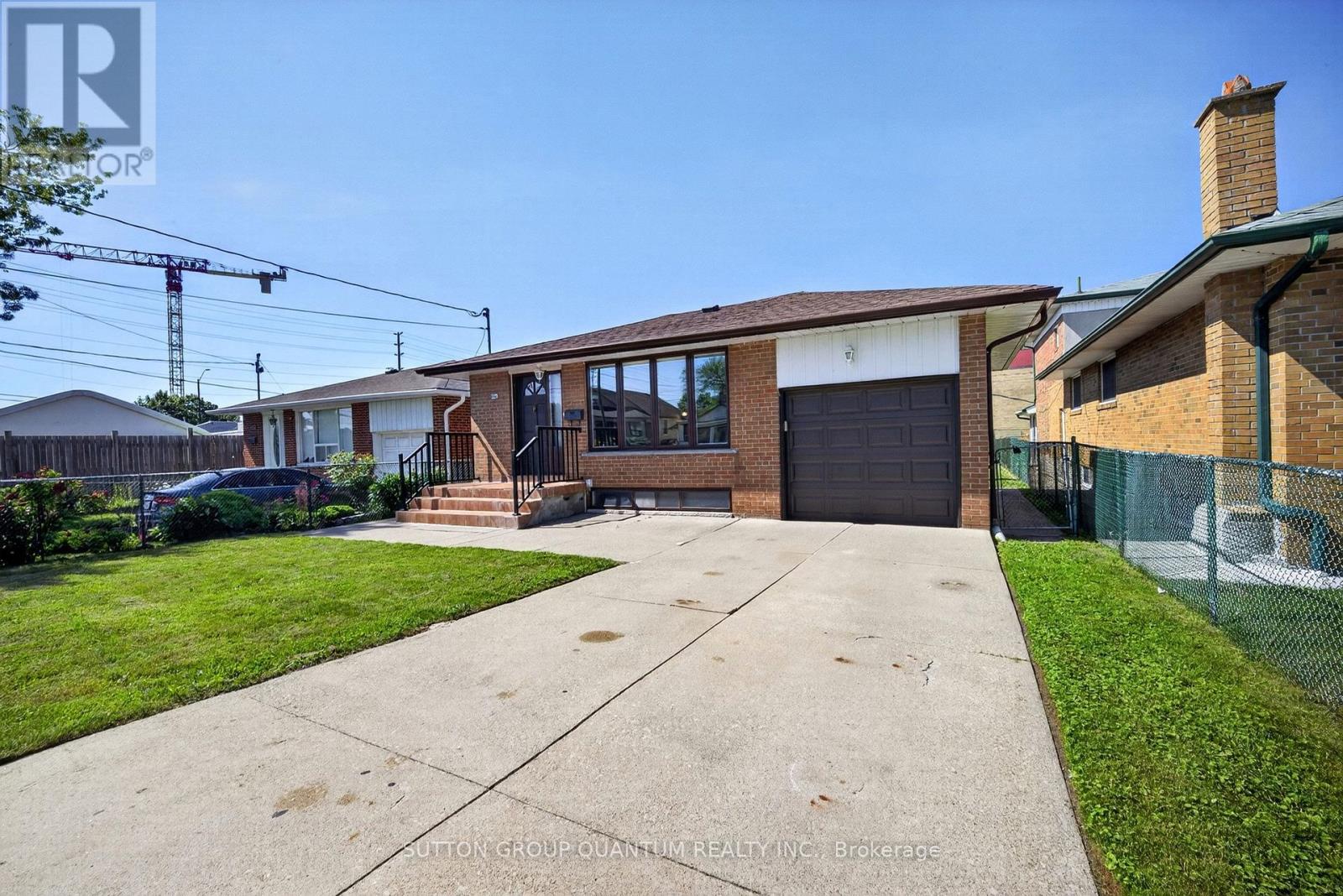 1016 East Avenue Property Photo 2