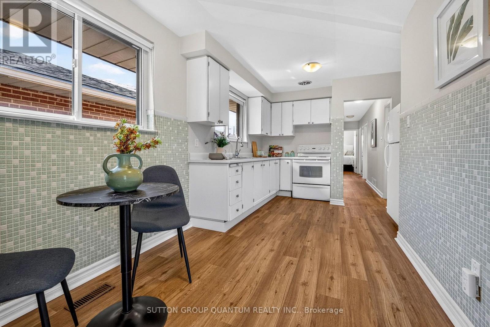 1016 East Avenue Property Photo 10