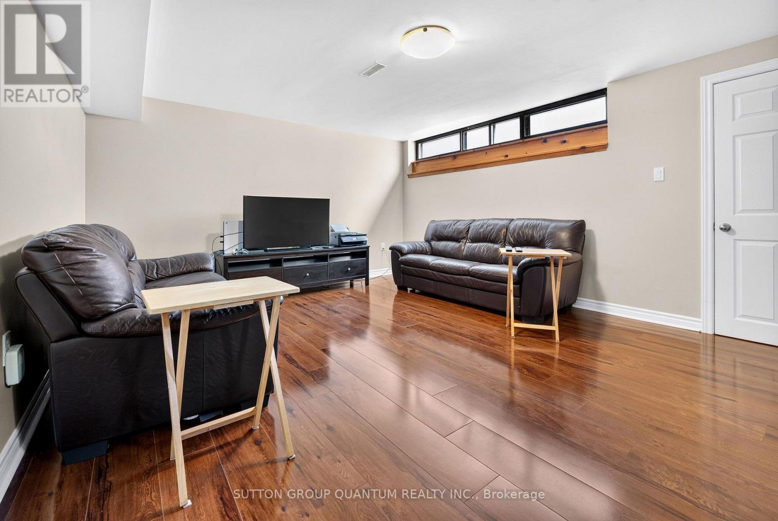 1016 East Avenue Property Photo 24
