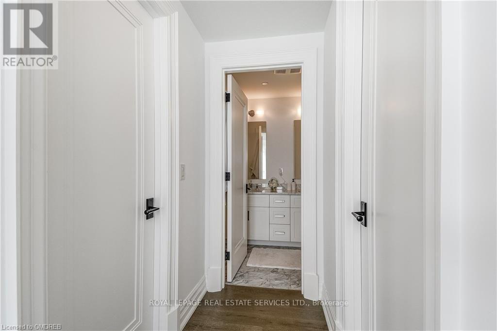 1704 - 2060 Lakeshore Road Property Photo 23