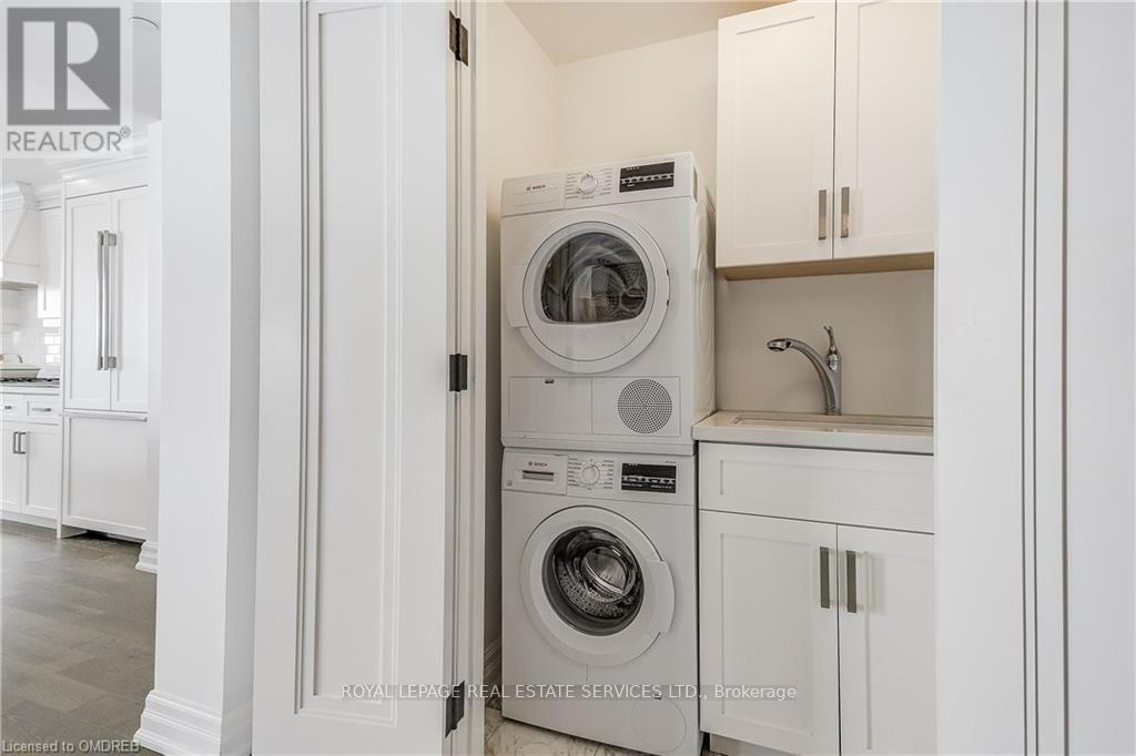 1704 - 2060 Lakeshore Road Property Photo 33
