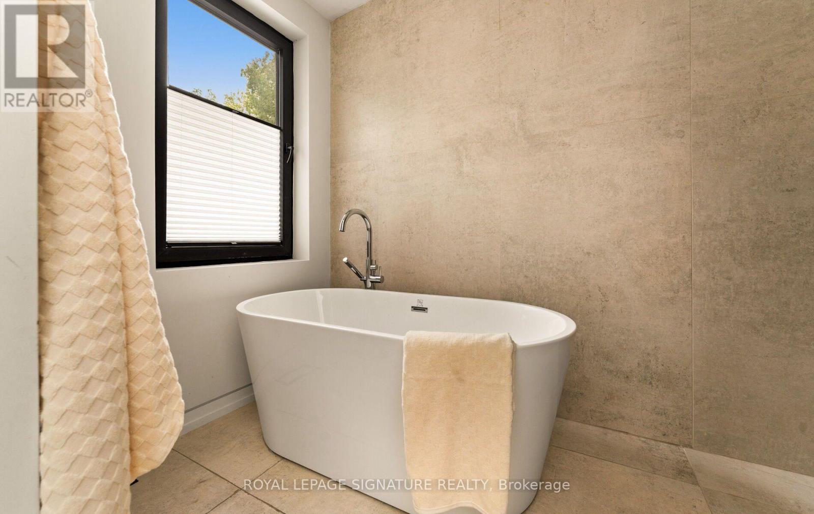 25 Eagle Road Property Photo 32