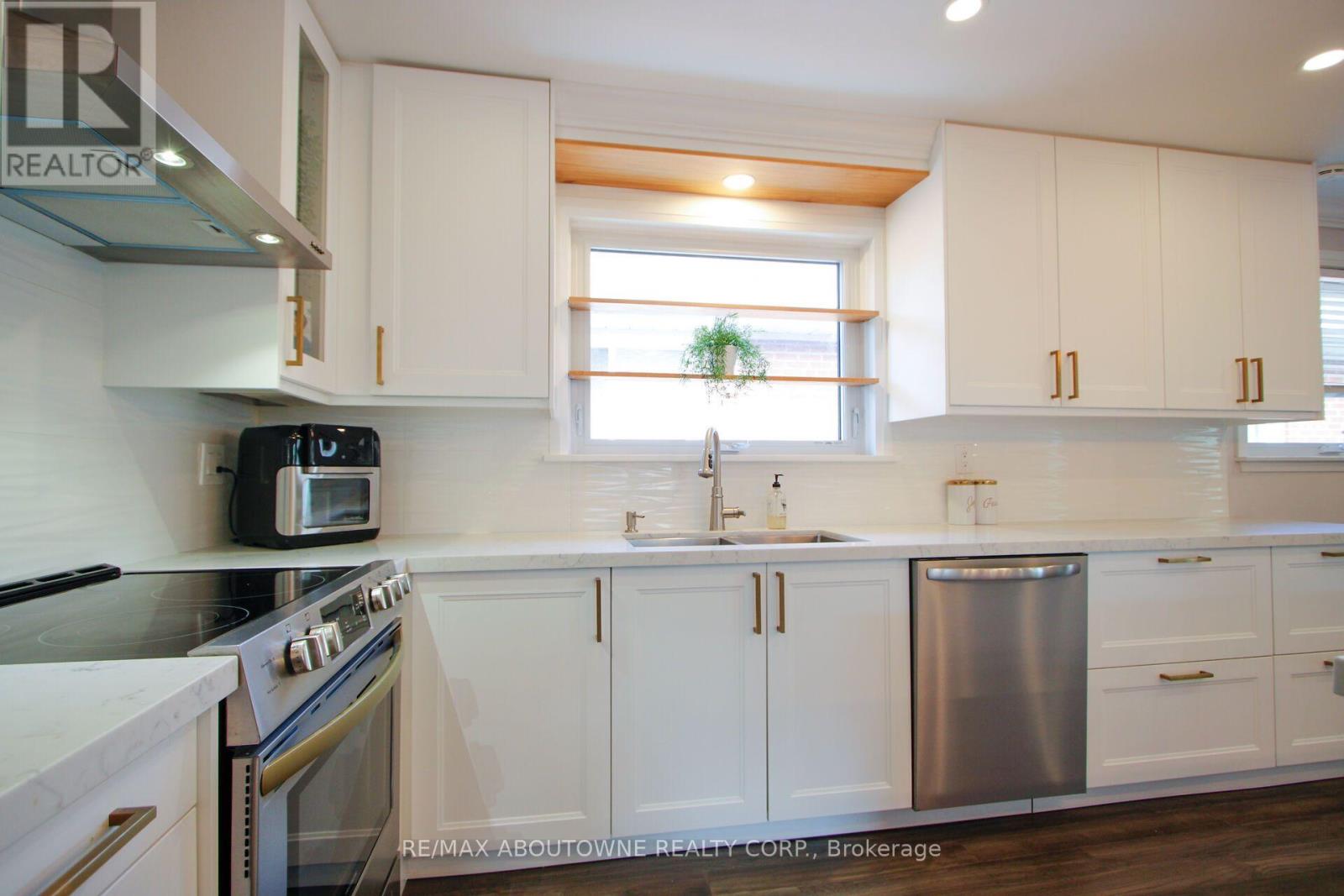 3302 Cardross Road Property Photo 3