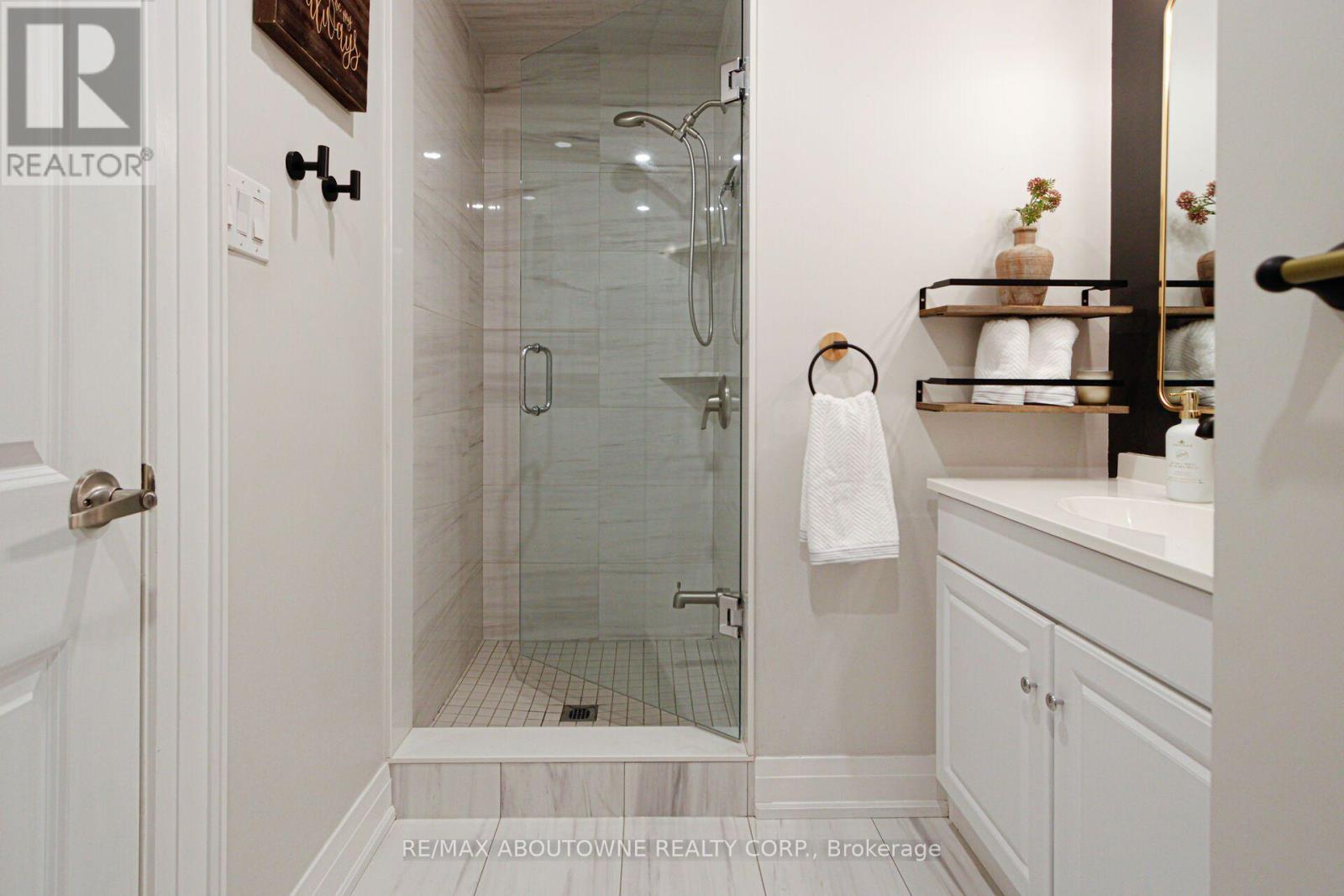 3302 Cardross Road Property Photo 24