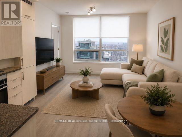 3605 - 36 Elm Drive W Property Photo 4