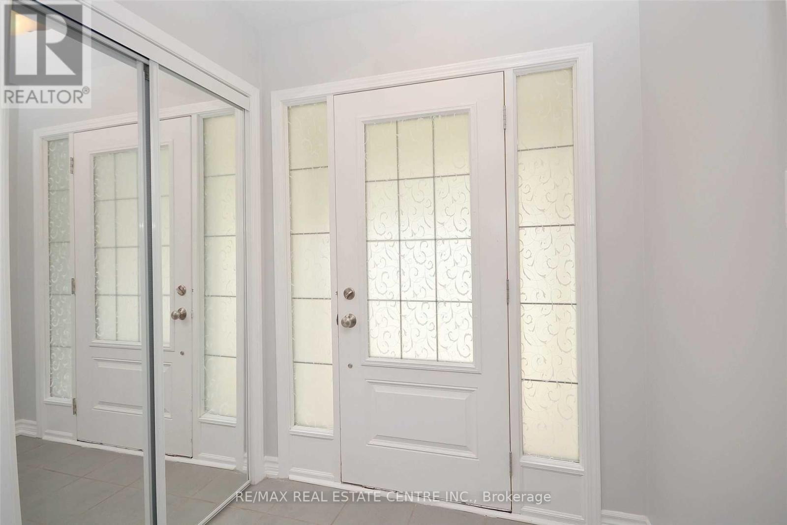 3065 Harebell Gate Property Photo 6