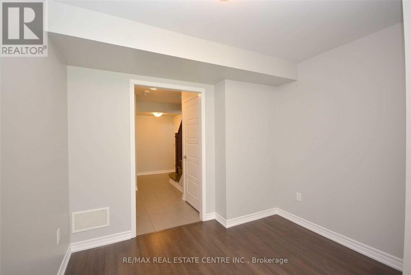 3065 Harebell Gate Property Photo 10