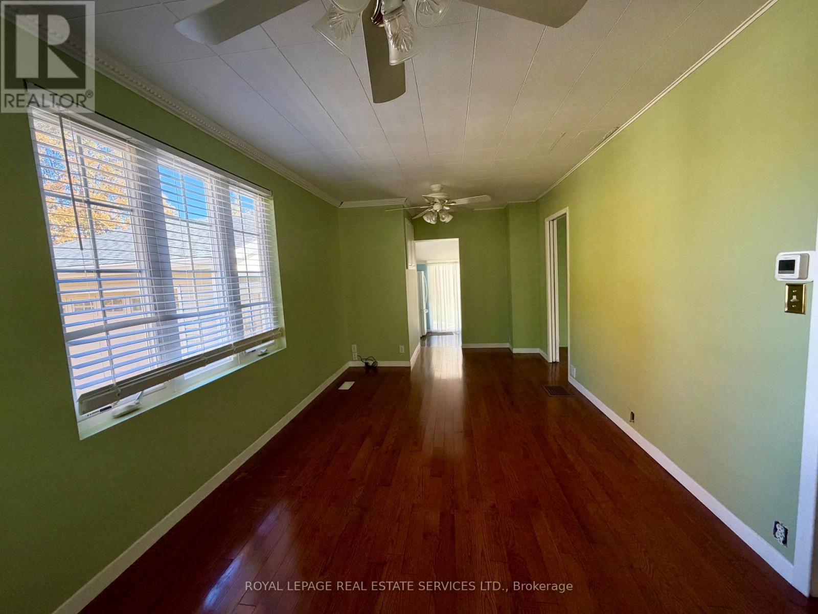 30 College Street Property Photo 10